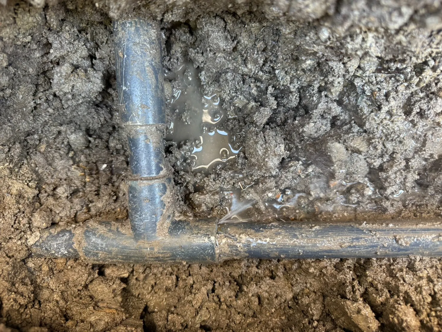 【富山県富山市】コンクリート下継手漏水の漏水調査と水漏れ修理