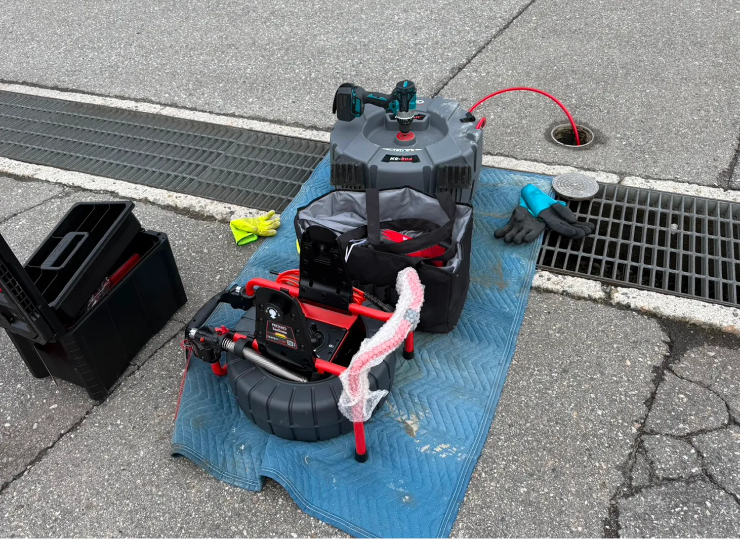 排水管高圧洗浄の専門機器